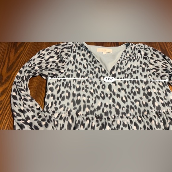 LOFT Blue Leopard Print Long Sleeve V-Neck Midi Dress women’s Petite small SP - Picture 6 of 16